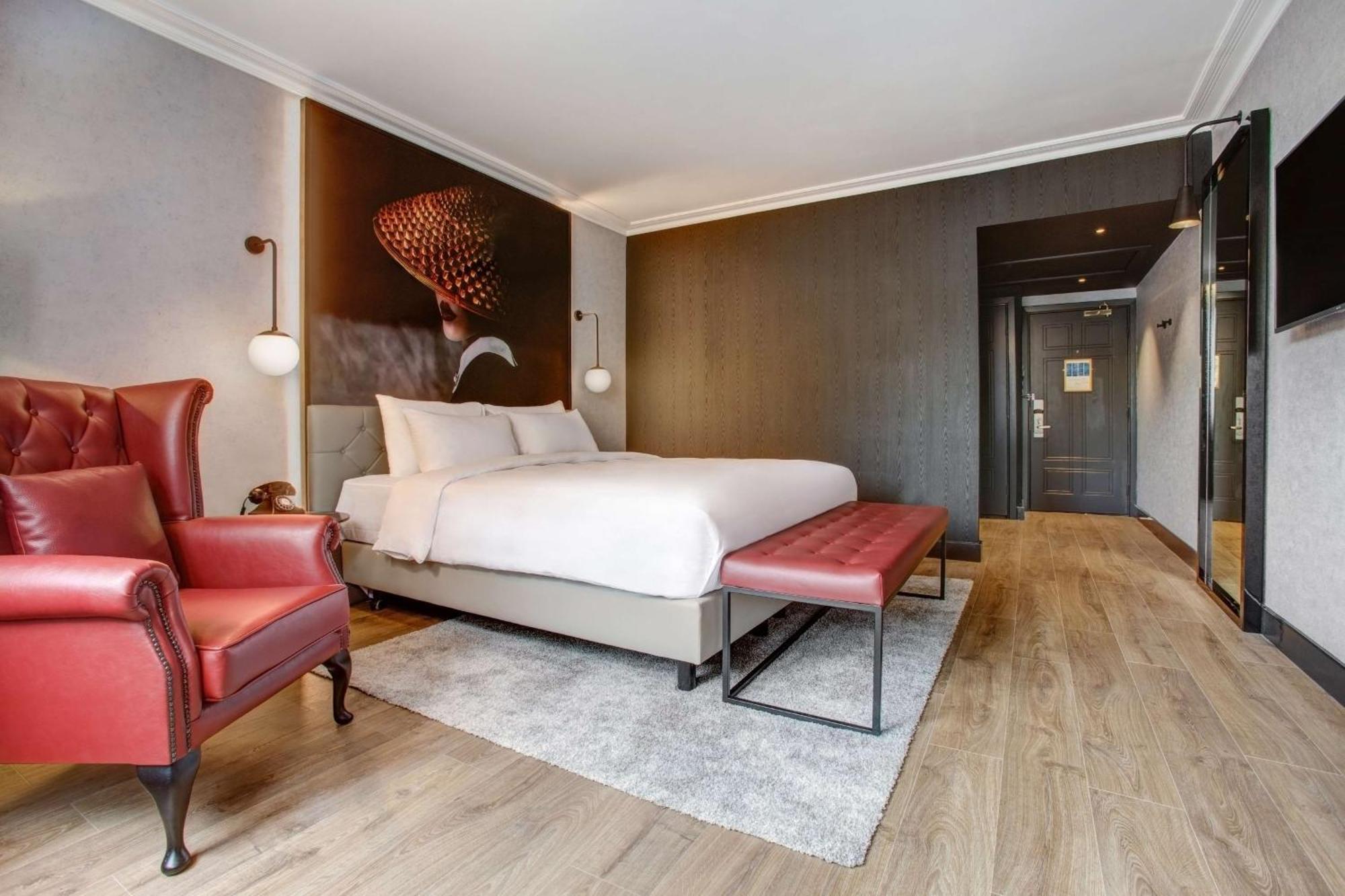 Radisson Red London Heathrow Hotel Harmondsworth Ngoại thất bức ảnh